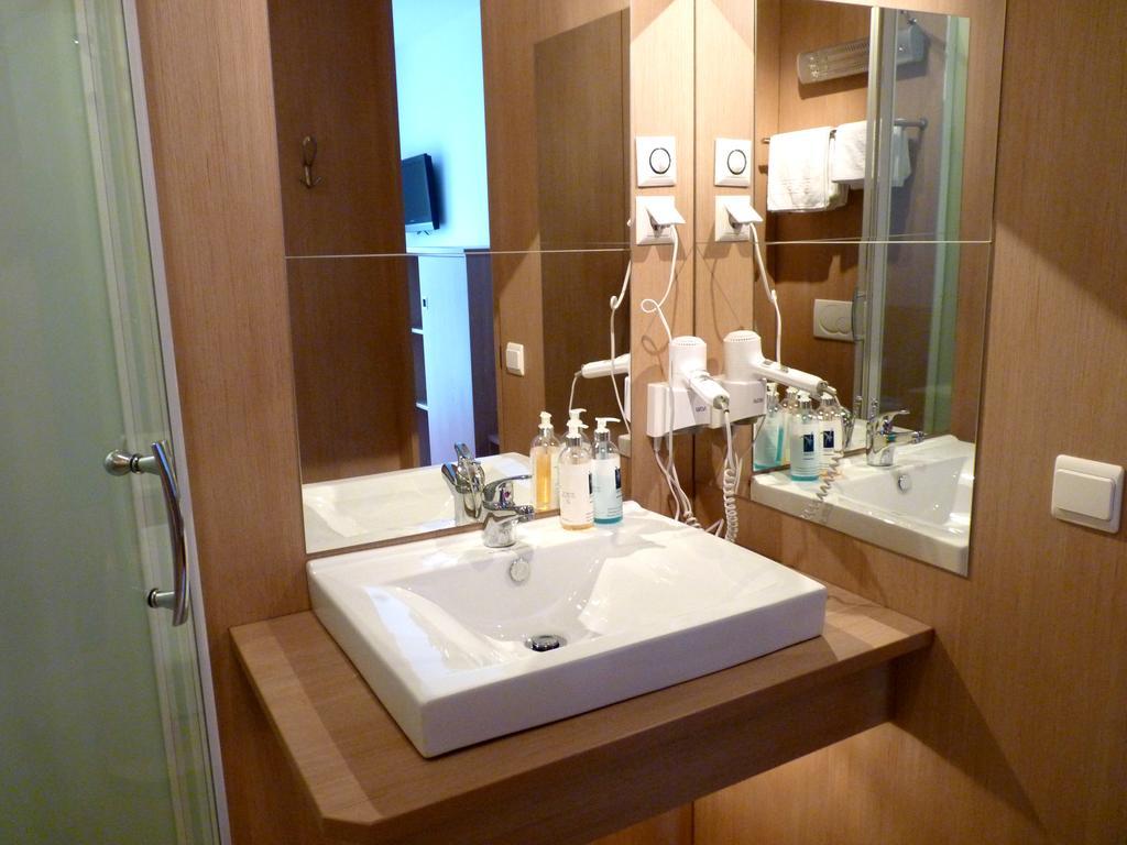 Hotel Blie, Bed & Breakfast, Self Check-In 霍恩 外观 照片
